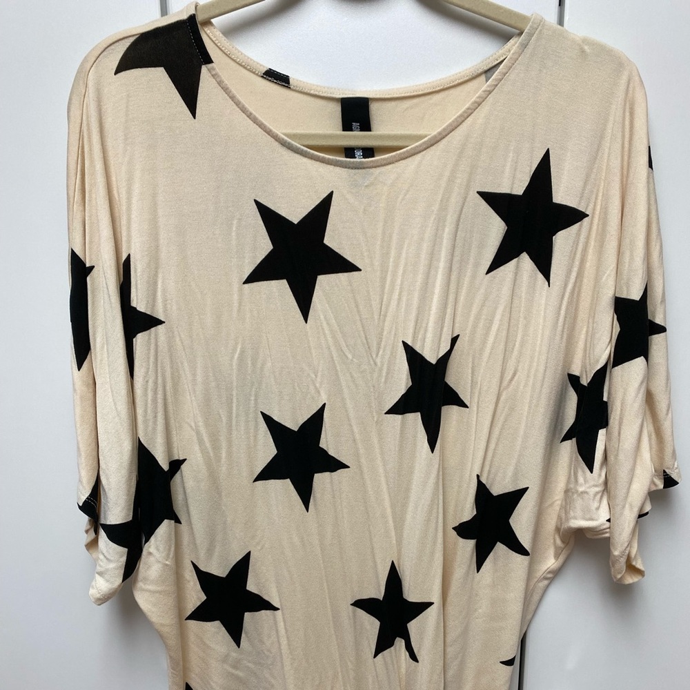Agnes & Dora dolman sleeve top, cream w blk stars